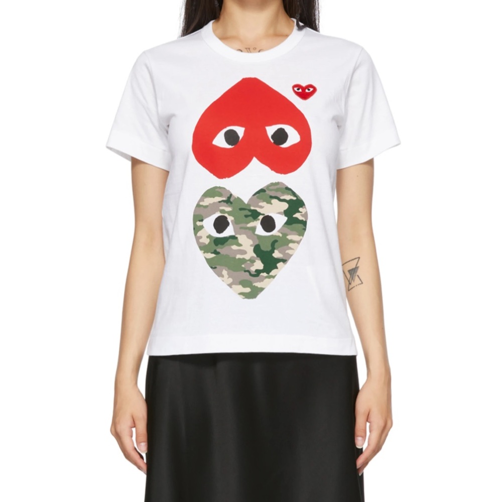 COMME DES GARÇONS PLAY White Camo Upside Down Heart T-Shirt